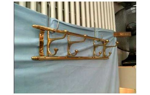 WANDGARDEROBE HAKEN SCHWENKBAR MESSING