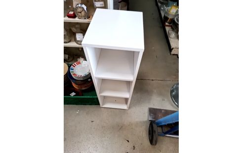ETAGERE