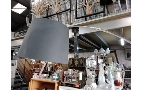 LAMPADAIRE CHROMÉ MODERNE