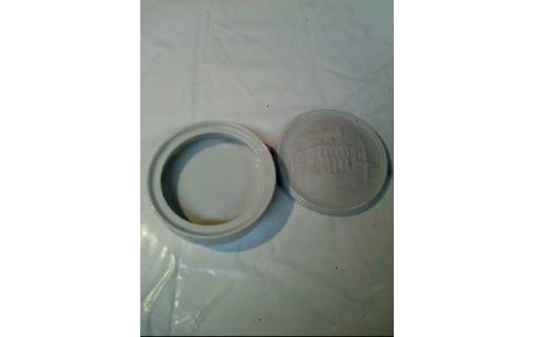 DOSE <HÖCHST> MIT DECKEL WEIß RUND