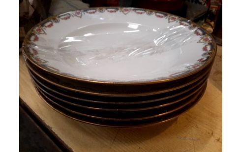 ASSIETTE CARREE LOT