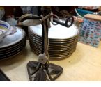 PIED DE LAMPE FERRONNERIE