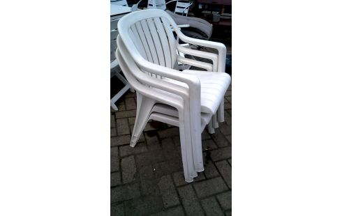TUINSTOEL WIT PVC LOT