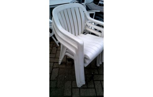 TUINSTOEL WIT PVC LOT