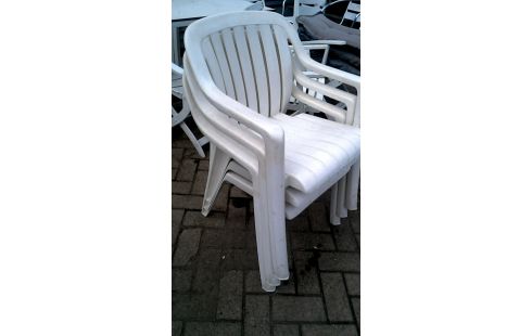 TUINSTOEL WIT PVC LOT