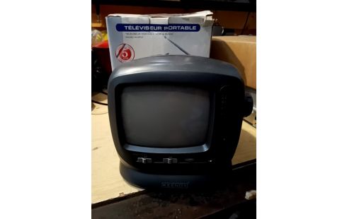 ECRAN CRT NB CARTON RSV2