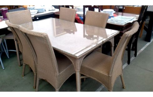 TAFEL EETKAMER MET 6