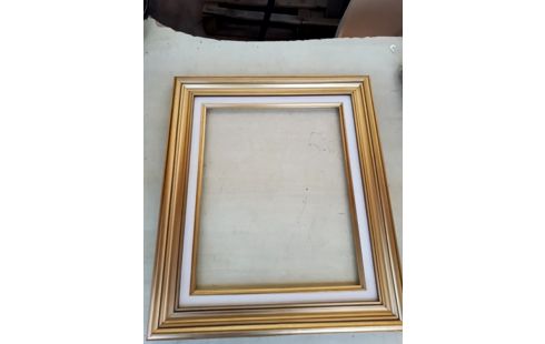ENCADREMENT DORÉ