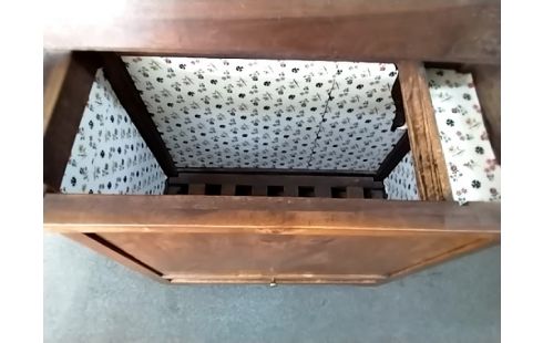 MEUBLE ANCIEN PANIERE