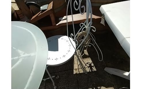 CHAISE DE JARDIN METAL BLANCHE