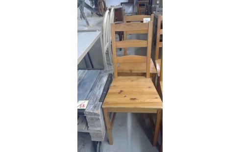 CHAISES LOT DE 4 PIN EN L'ETAT