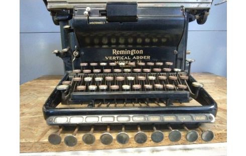 MACHINE A ECRIRE REMINGTON VERTICALER ADDER 21