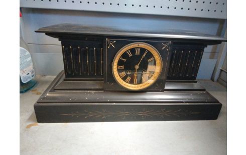 PENDULE SOCLE NAPOLEON III