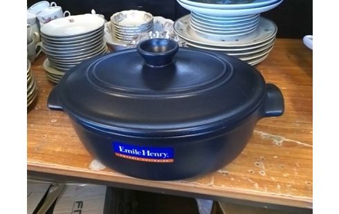 COCOTTE NOIRE EMILY HENRY