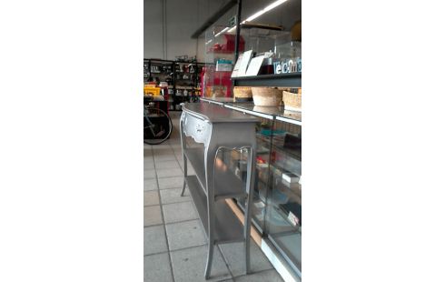 CONSOLA. PLATA