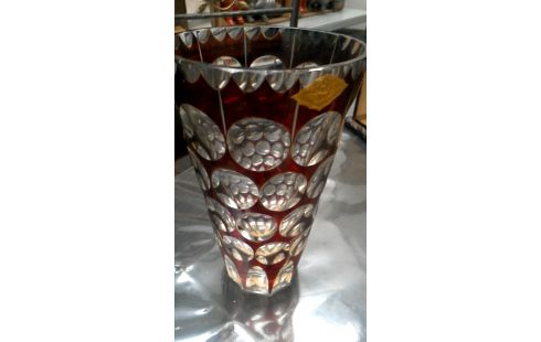 VASE CRISTAL ROUGE
