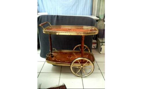 SERVIERWAGEN A.R. HOLZ