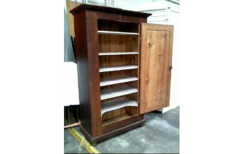 SCHRANK HOLZ DKL. MASSIV 7-FÄCHER 1-TÜR
