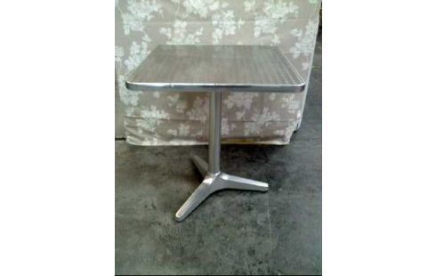 GARTENTISCH METALL GRAU KL. ABGER.ECK.