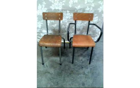KINDERSTUHL HOLZ METALLGESTELL VERSCH.