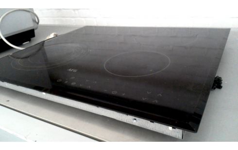 PLAQUE DE CUISSON AEG