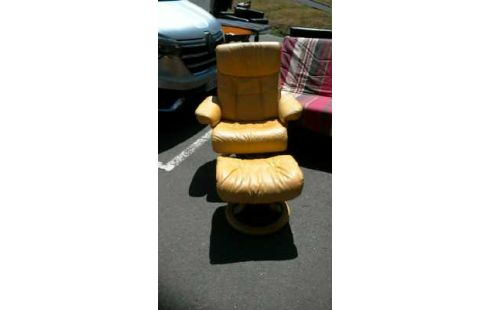 FAUTEUIL RELAX+ POUF CUIR JAUNE