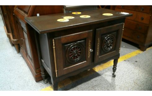 BUFFET 2 TÜREN
