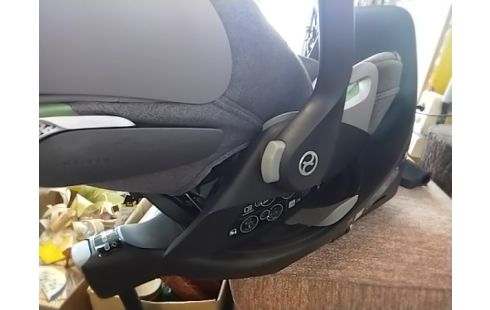 SIEGE AUTO CYBEX NEW EEZY S TWIST+2