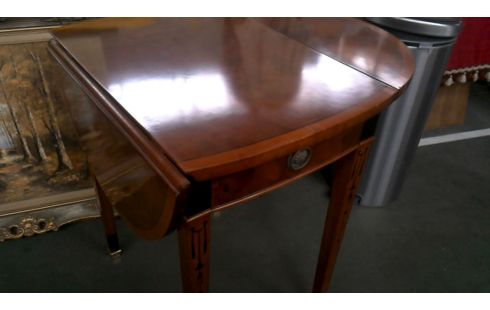 BIJZETTAFEL ENGELS 1 LADE WORTELHOUT