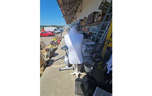 MANNEQUIN COUTURE PIÈTEMENT BOIS