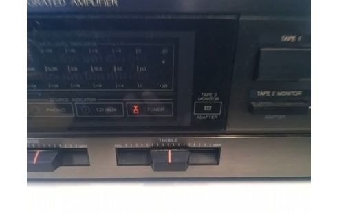 AMPLIFICATEUR JVC AX 33