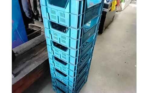 CAISSE PLASTIQUE