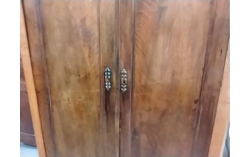 ARMOIRE NOYER XIX EME CLEF