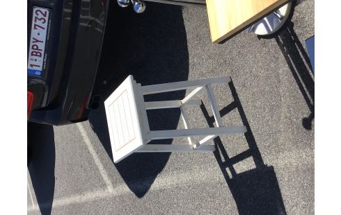 TABOURET BLANC LA PAIRE