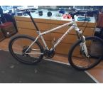 VELO BLANC VOODOO HOODOO (FREIN ARRIERE A REVOIR)