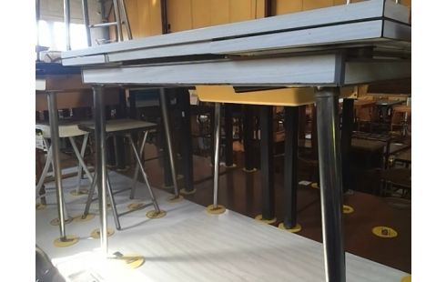 TABLE FORMICA BLANCHE