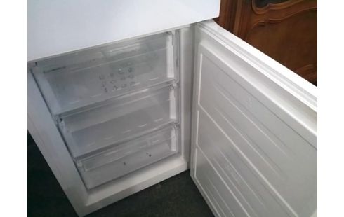 FRIGO CONGELATEUR THOMSON NO FROST - 219L + 104L