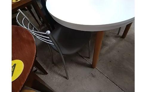4 CHAISES CUISINE METAL  SIMILI GRIS