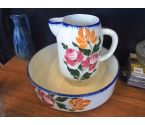BROC AVEC SUPPORT MOTIF FLEURS