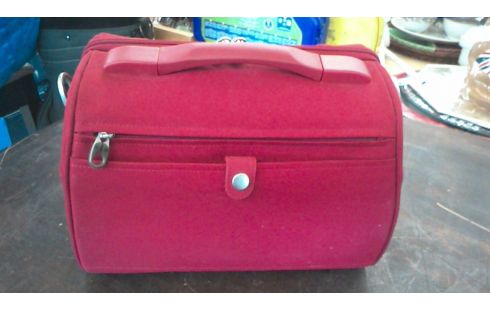 BEAUTYCASE
