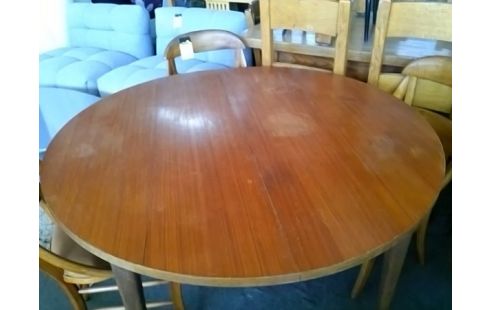 TABLE RONDE AVEC ALLONGES INTERIEURES