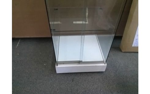 VITRINE 2P 4 ETAGERES