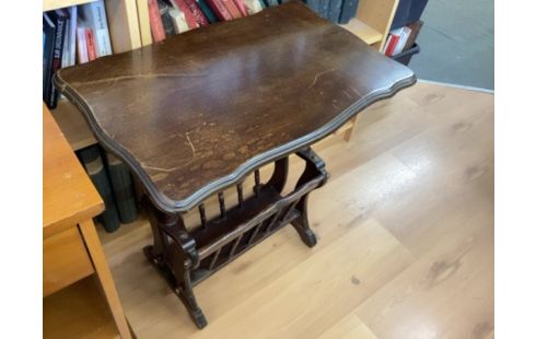 TABLE D’APPOINT PORTE REVUE