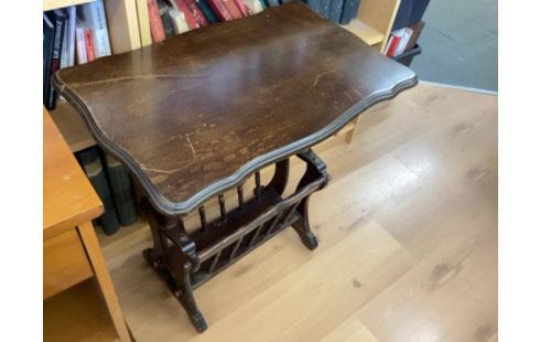 TABLE D’APPOINT PORTE REVUE