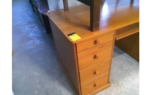 BUREAU 5T 1P