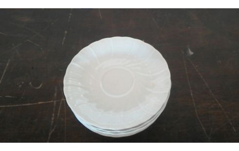 6 TASSES + SOUS TASSES  BERNARDAUD LIMOGES ?