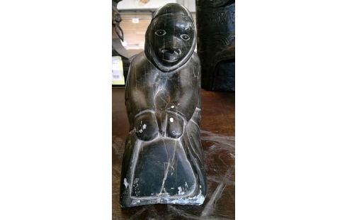 STATUETTE