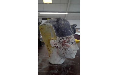 ESTATUÍLLA