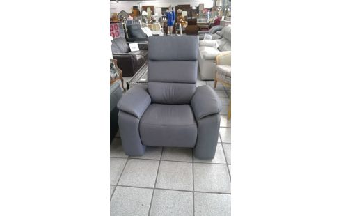 FAUTEUILS HIMOLLA  CUIRS LA PAIRE