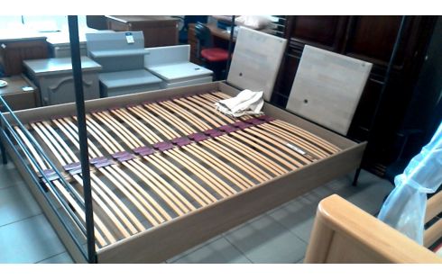 CAMA BALDAQUINO HIERRO